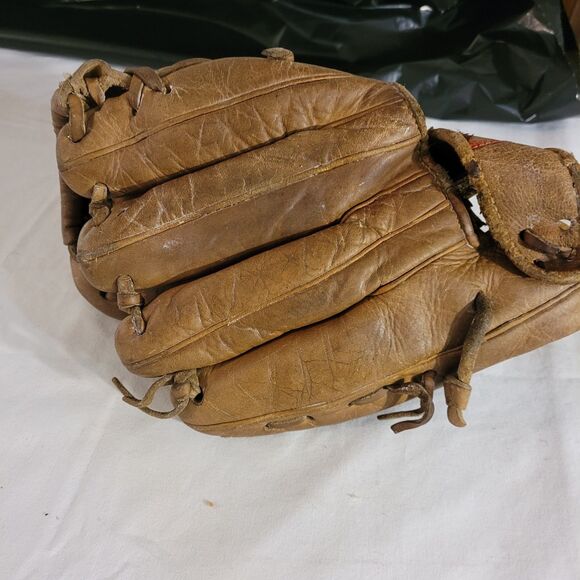 Johnny Walker GX5 Pro Design Model RHT Baseball Glove - Picture 2 of 9